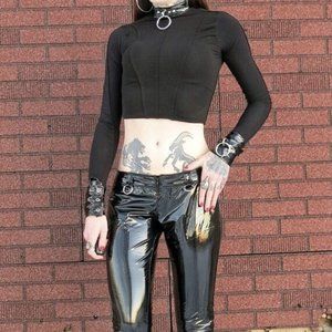 Hell Couture Black Bondage Cuffs & Collar Vinyl Fetish Shirt O Ring